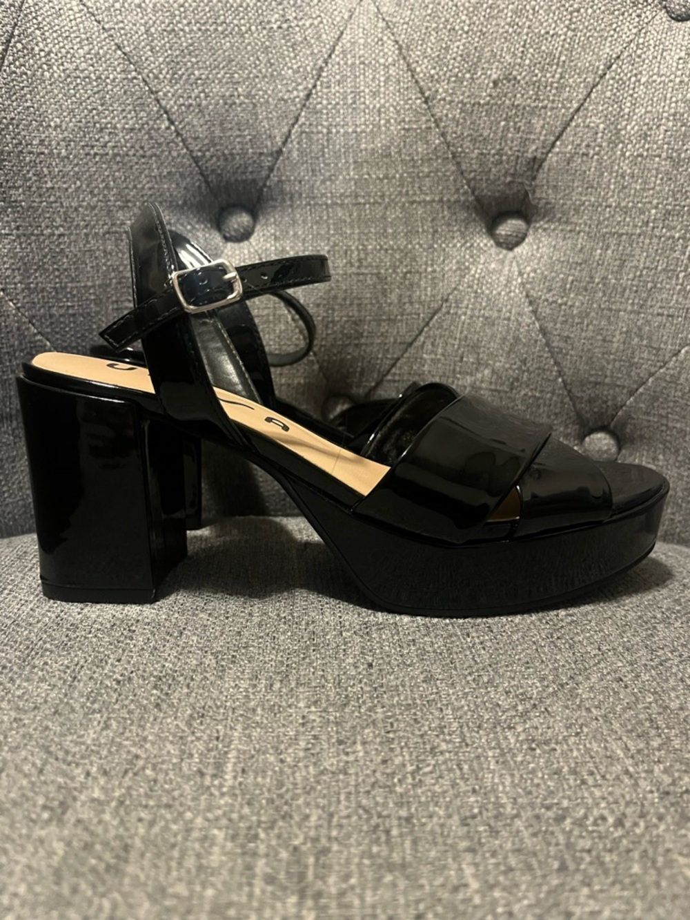 Unisa Black Platform Heels with Cross-Strap and Ankle Buckle - Picture 4 of 6